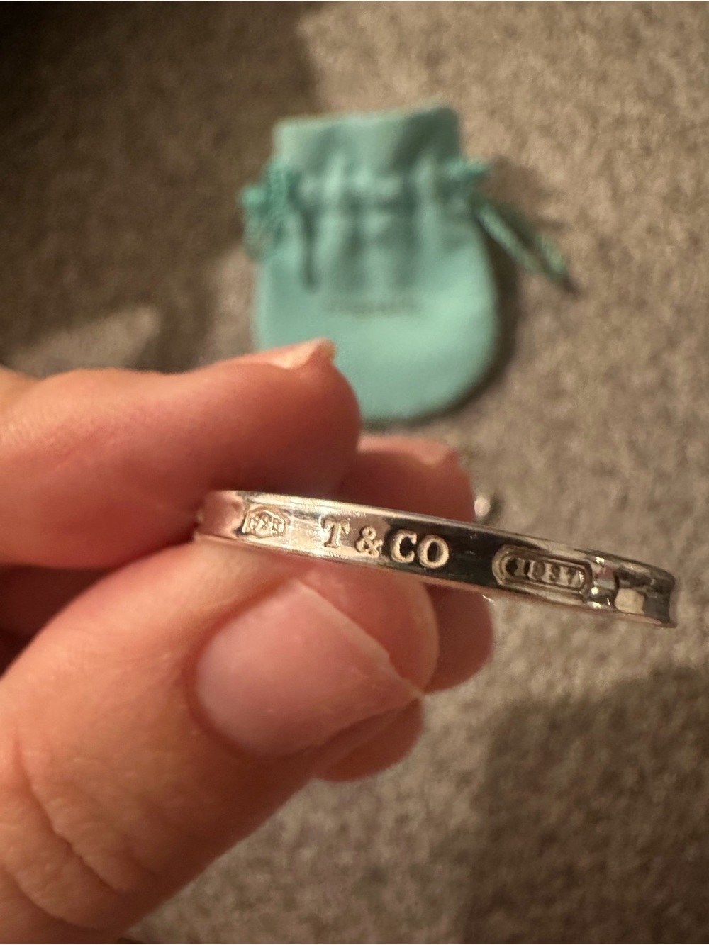 STUNNING Tiffany & Co. Silver Hoop Earrings with Aqua Pouch - Picture 2 of 5